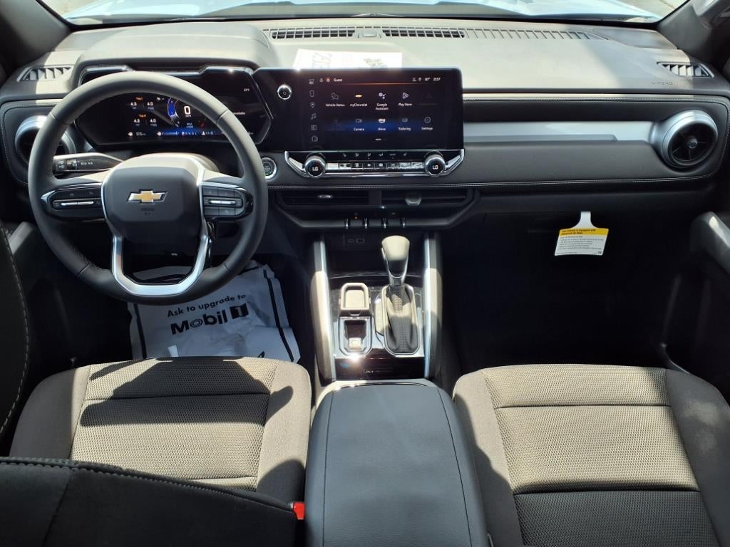 2025 Chevrolet Colorado WT/LT