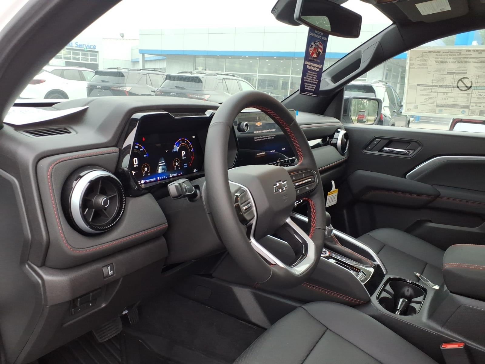 2026 Chevrolet Colorado Z71 - Photo 14