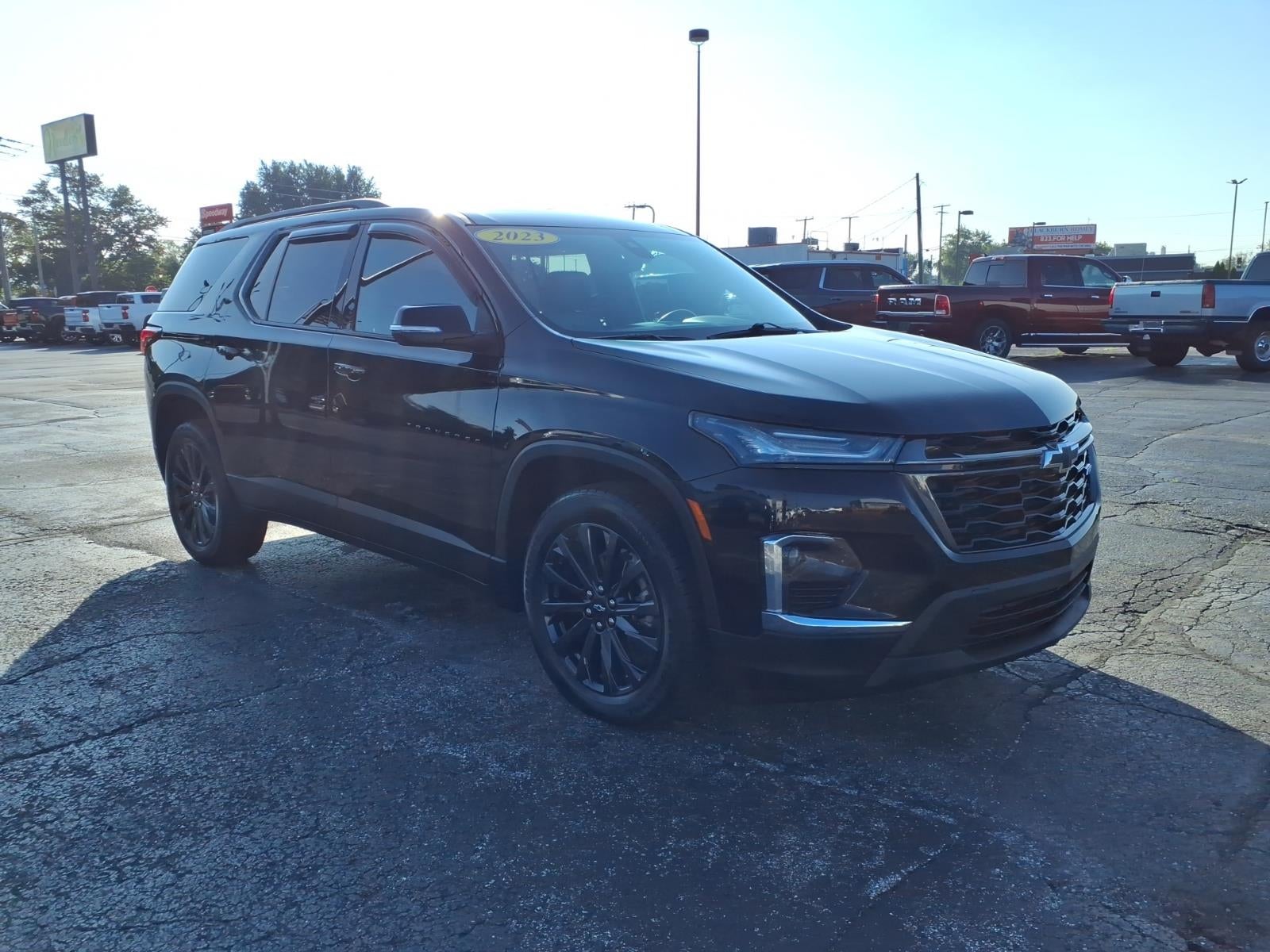 2023 Chevrolet Traverse RS