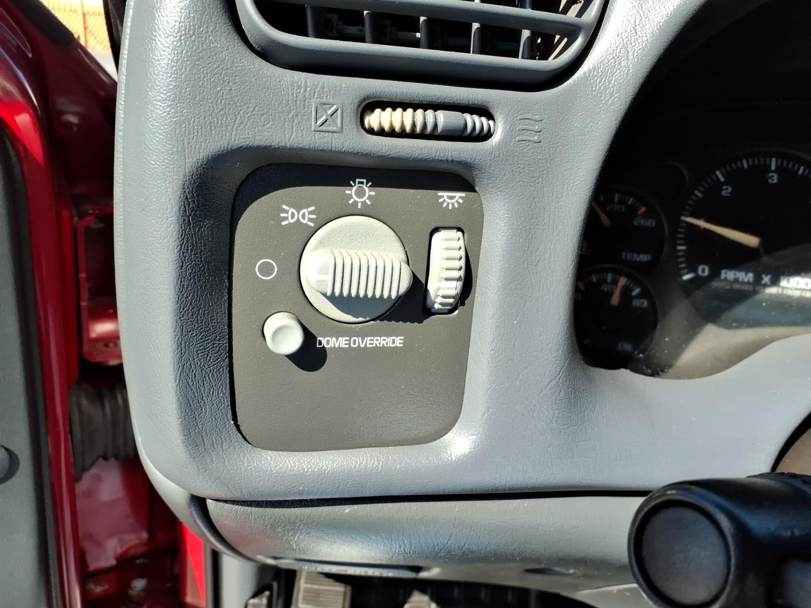 2003 GMC Sonoma SLS