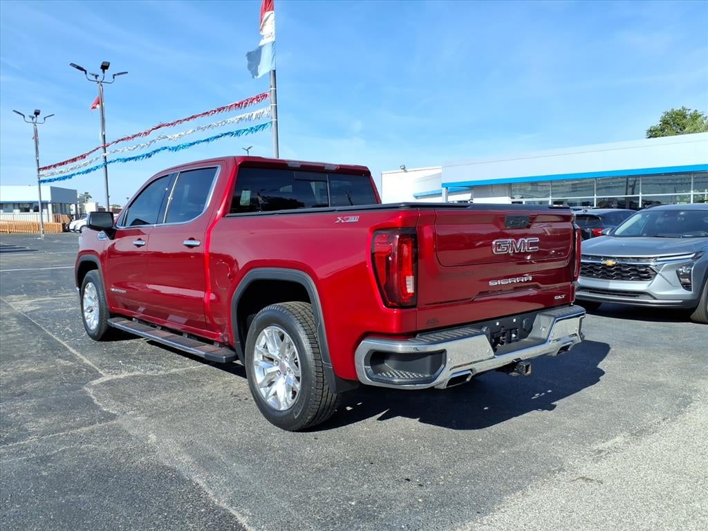 2021 GMC Sierra 1500 SLT