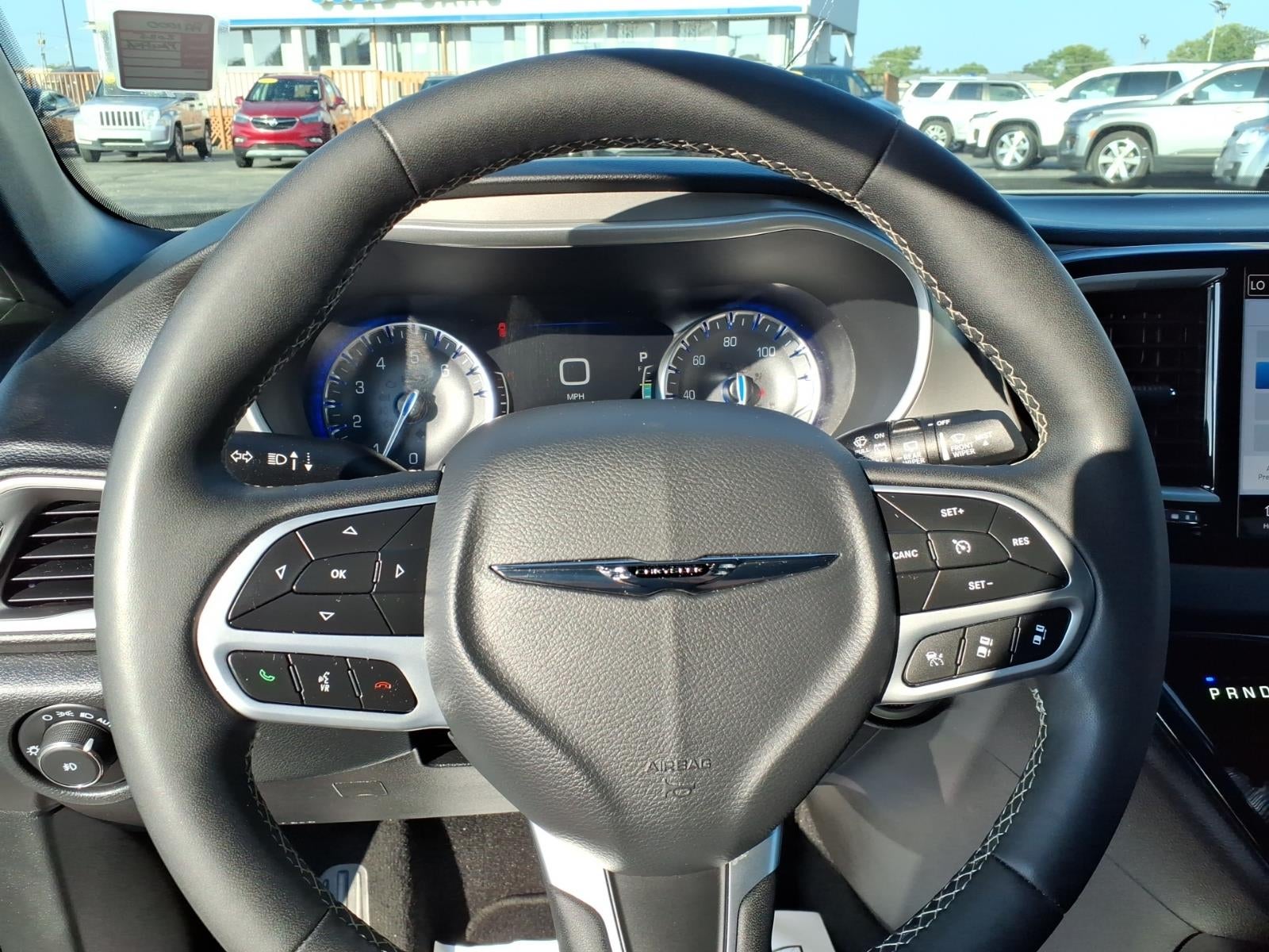 2025 Chrysler Pacifica Select