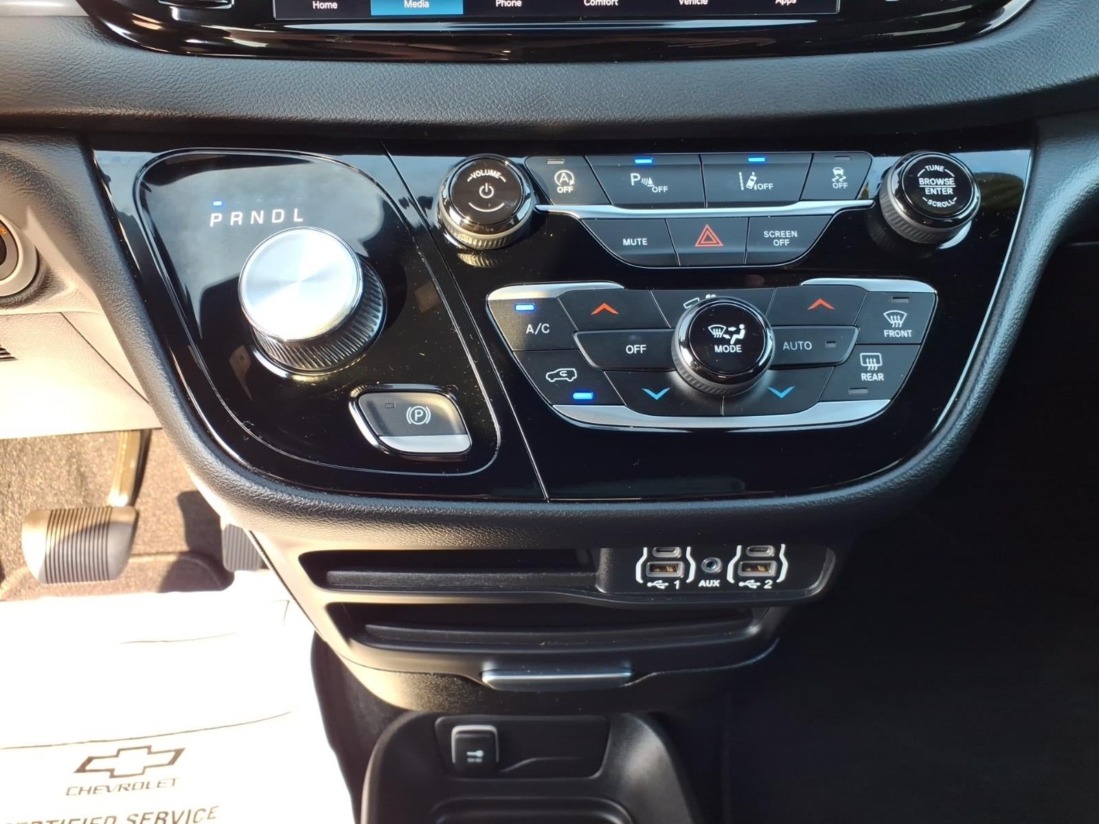 2025 Chrysler Pacifica Select