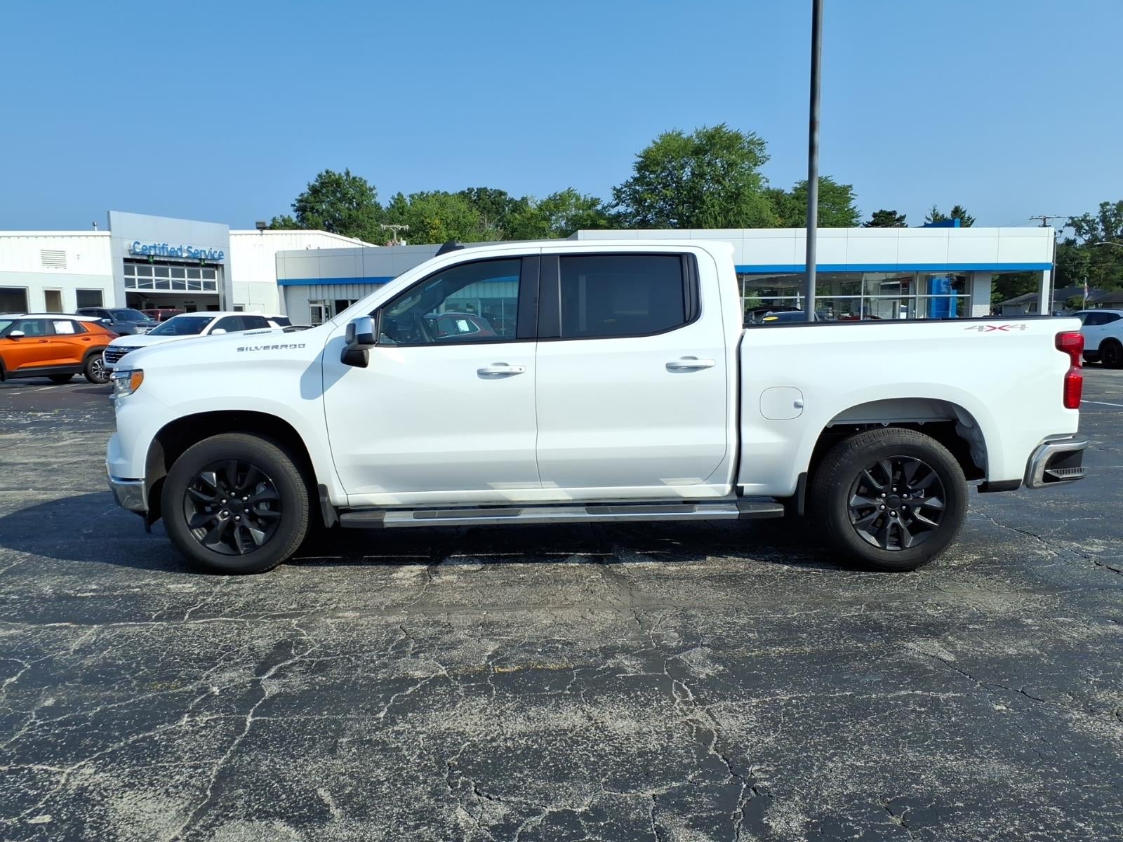 2024 Chevrolet Silverado 1500 LT (2FL)
