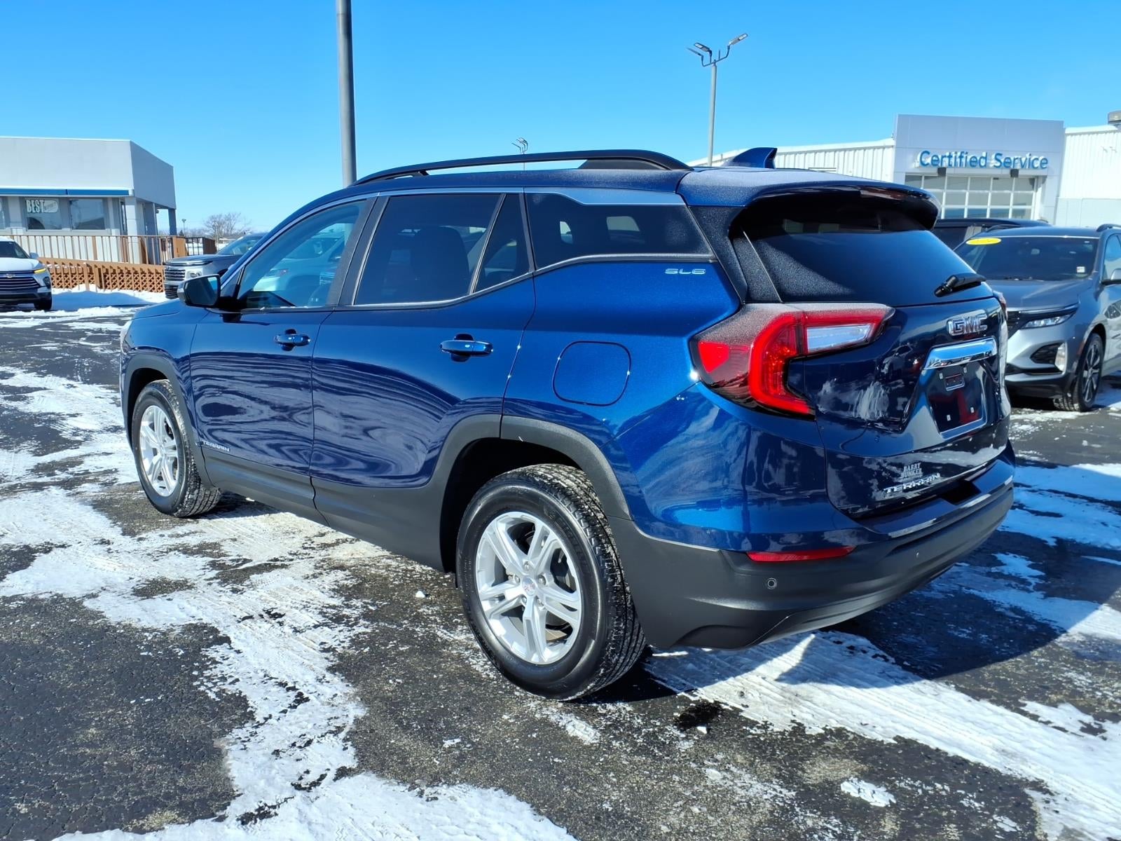 2022 GMC Terrain SLE